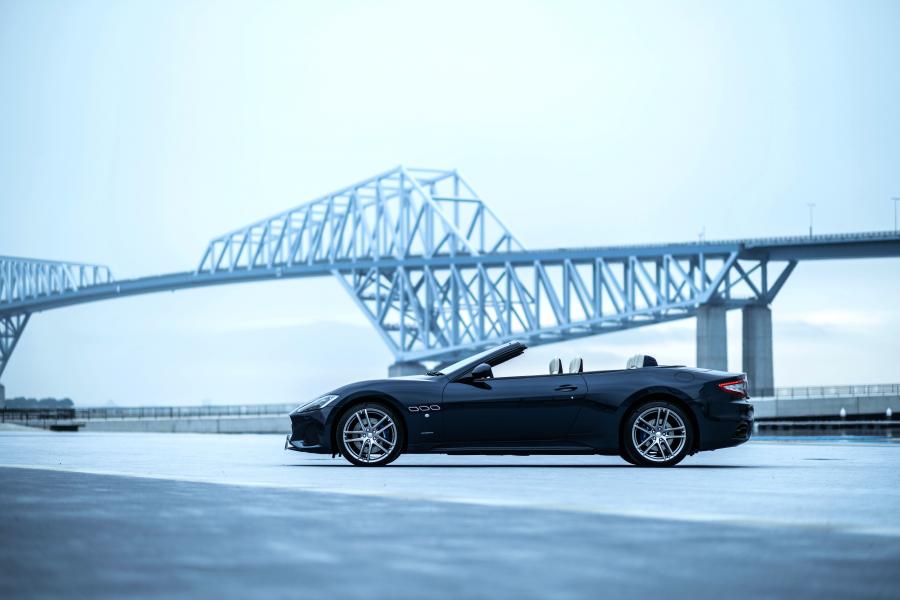  Maserati GranCabrio Sport 2017 года  (JP) (фото 13 из 21)